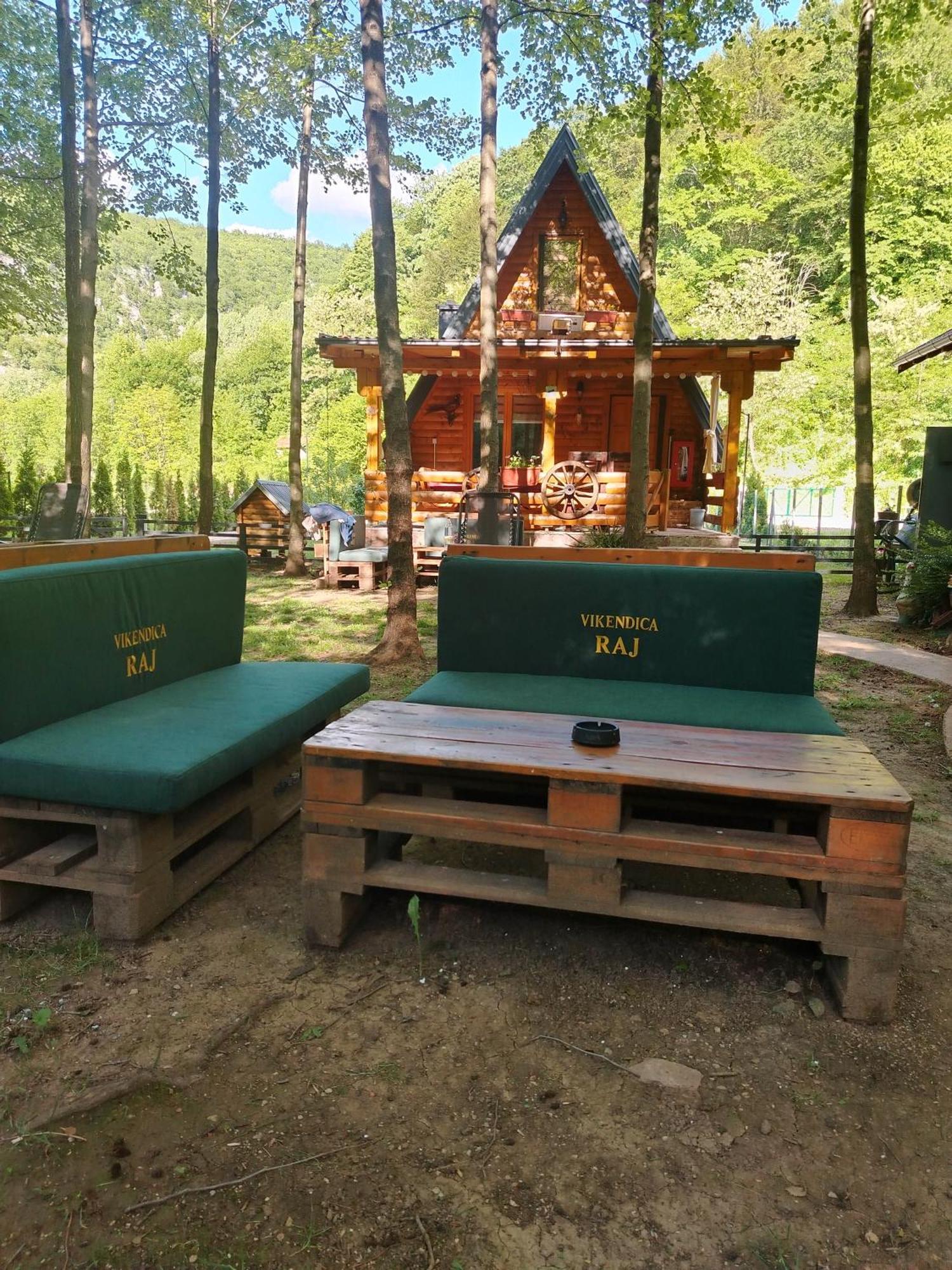 Vikendica Raj Hébergement de vacances Bihać